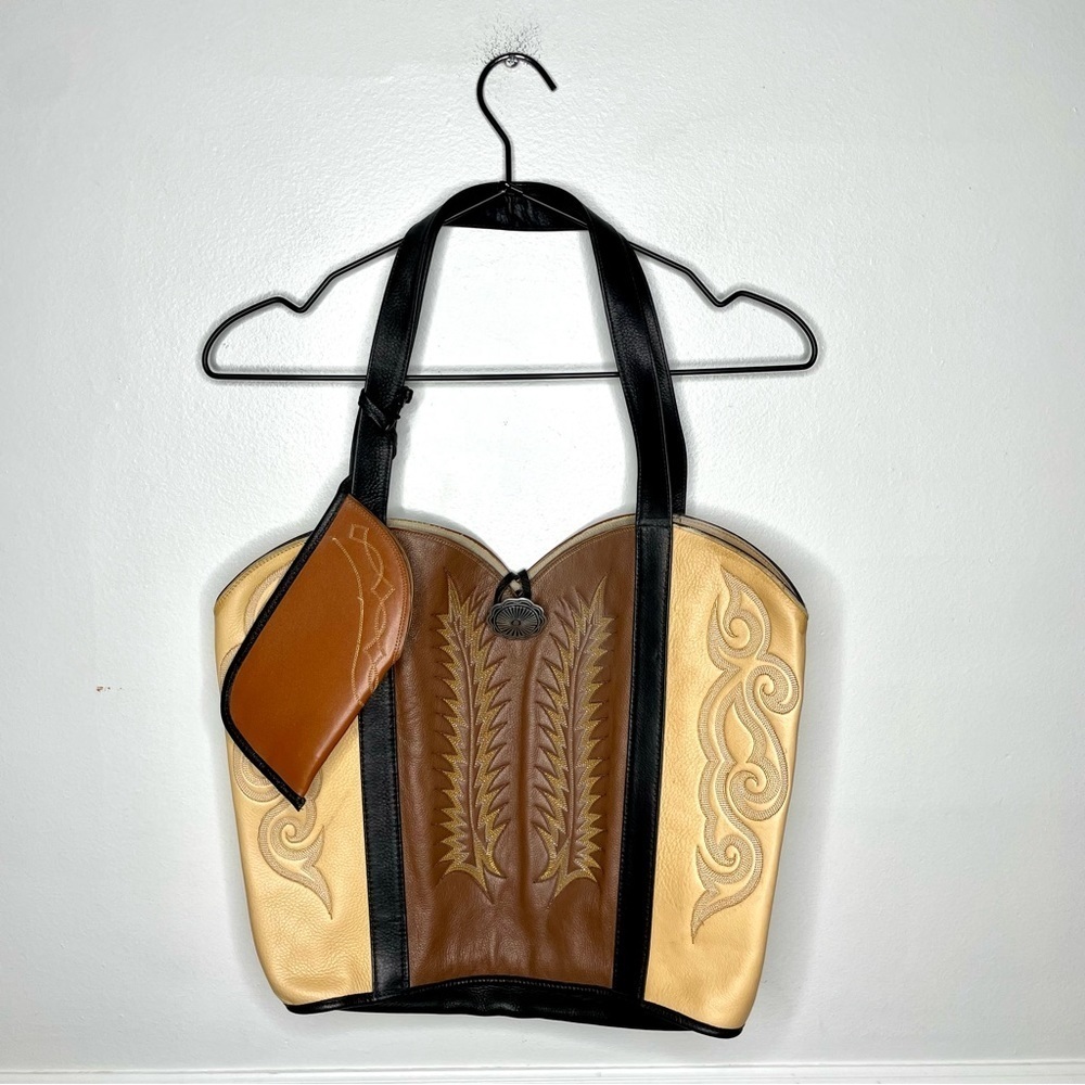 Erda Western Cowboy Boot Design Leather Purse Handbag